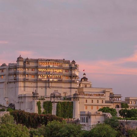 Raas Devigarh Hotell Delwāra Eksteriør bilde